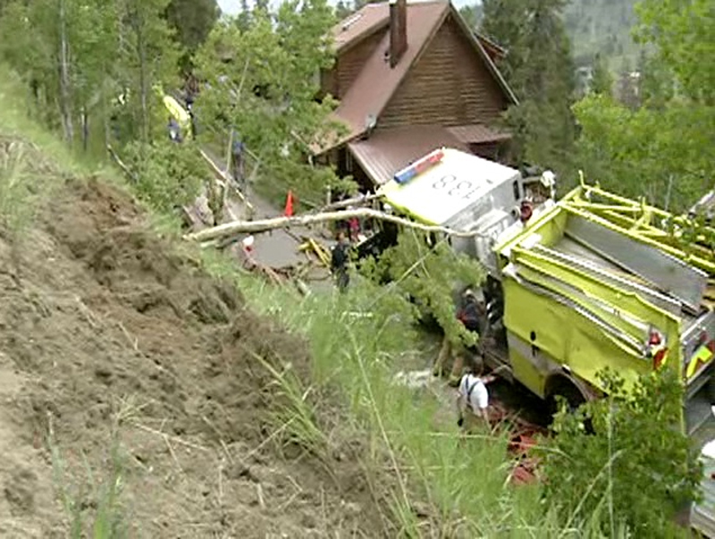 Illustration for article titled Fire Truck Rolls Down Hill, Flattens 1969 Firebird Race Car